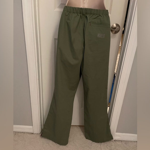 Iguana med Scrubby pants in green color size XS TP - Picture 4 of 10